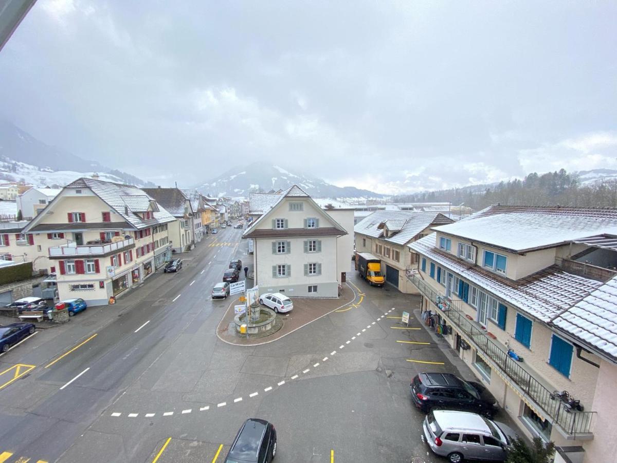 Hotel Adler Schupfheim Buitenkant foto
